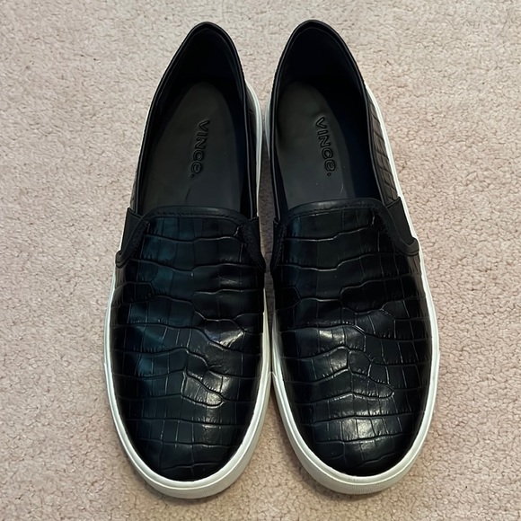 Vince croc skin slip ons - Picture 1 of 6
